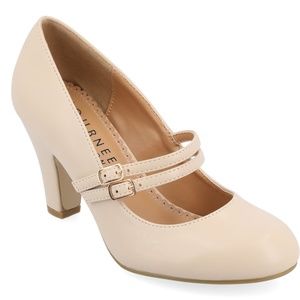 Journey Collection Windy Mary Jane Pumps